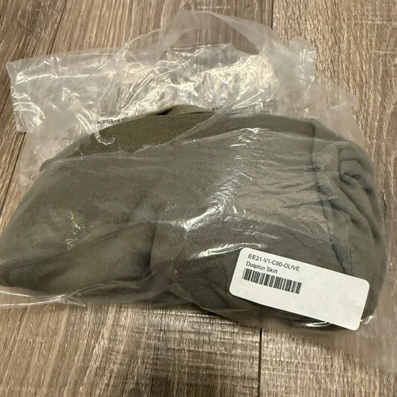 Sundry for Evereve Skirt Womens Size 2 Medium Pull On Drawstring Olive Green NWT - Picture 5 of 5